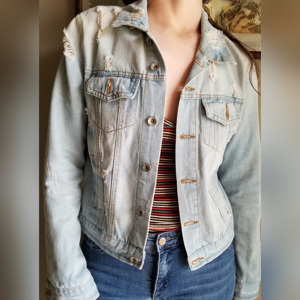 Ci Sono Light Blue Distressed Denim Jacket, With Light Wash